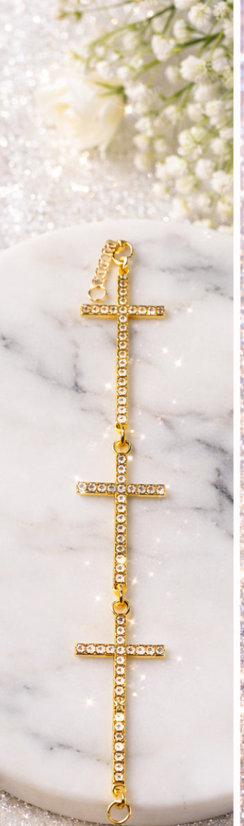 Linked in Faith Cross Bracelet